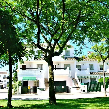 Chalet La Antilla-islantilla-piso Bajo-vivienda 7 Personas Con Aparcamiento A 400 M De La Playa
